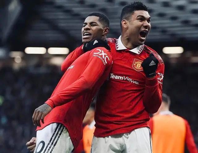 关于多特蒙德战平莱比锡，梅西乌龙送礼英超的信息