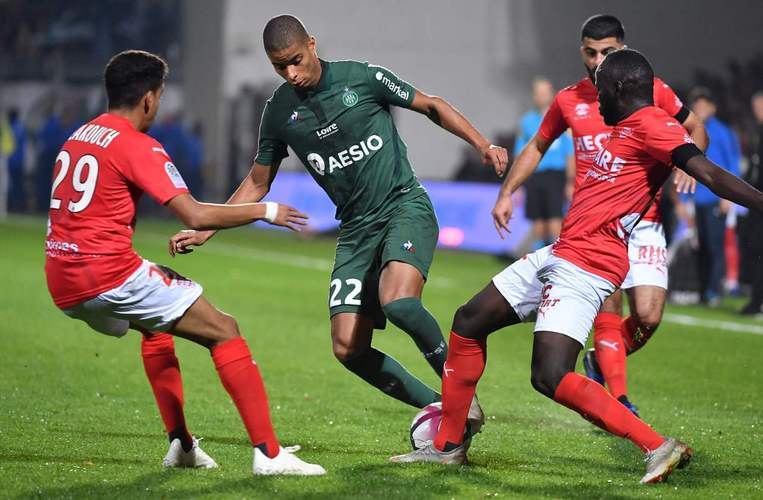 亚眠遭遇客场失利,面临挑战的简单介绍 亚眠遭遇客场失利,面临挑战的简单介绍