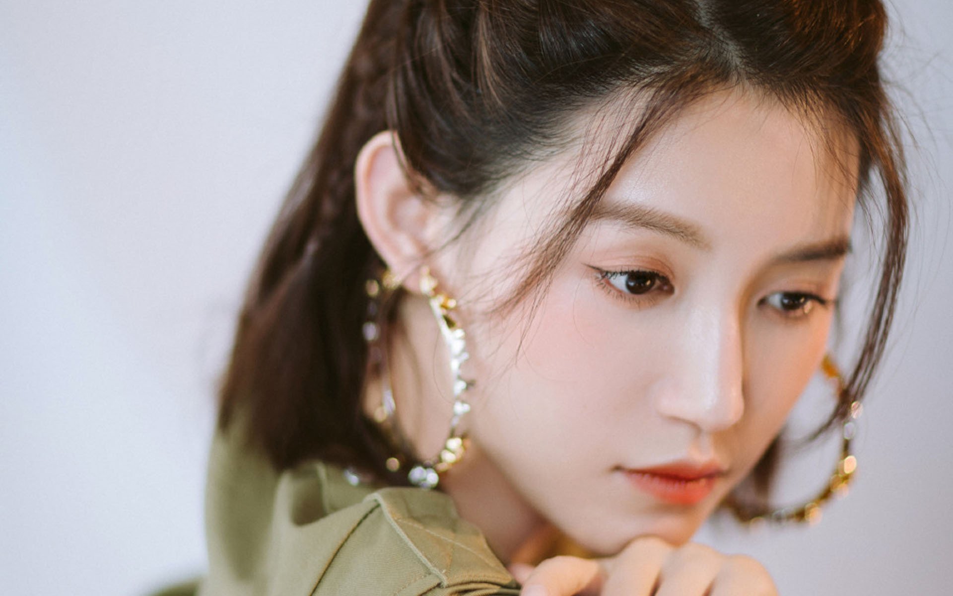 英格拉姆37分诠释超巨本色，火箭轻取深圳揭示中美篮球鸿沟